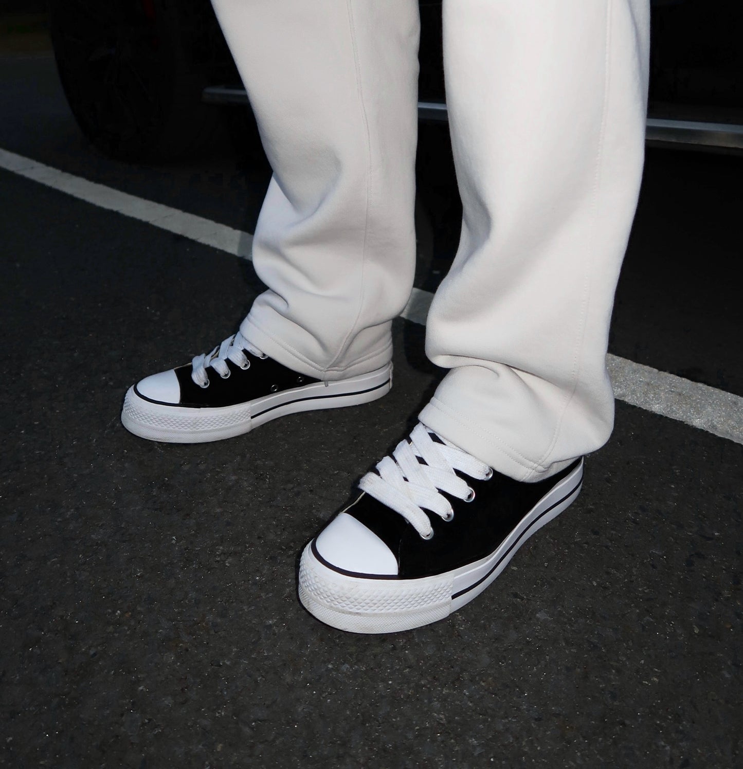 Bone Relax Cuffless Joggers